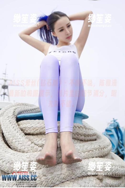 AISS爱丝(钻石版) - 不得不说，陈雅漫最新的和服展示，图片里的细节满分，眼光真不错。