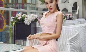 AISS爱丝(黄金版) – 秋日女神索菲的壁纸合集，玩好这个季节哦！