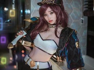 当Bambi(밤비)把Lacerta写真搬到我眼前，有些东西我似懂非懂。