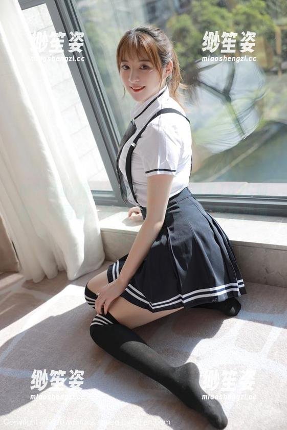 MFStar模范学院-李雅柔182CM MFStar模范学院 - 翻开李雅柔182CM的海边图册,不小心扫到了几只奔向沙滩的印象!