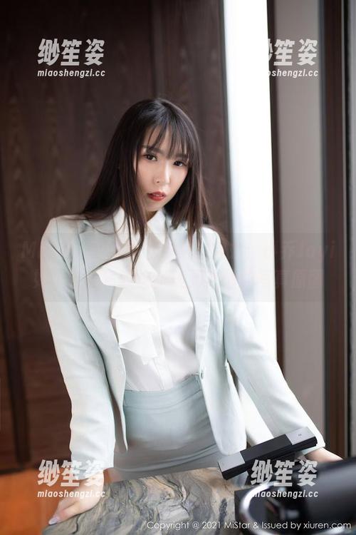 MiStar魅妍社-小乔Joyi MiStar魅妍社 - 白裙的魔力:小乔Joyi如何轻松驾驭这张美到心颤的写真原图