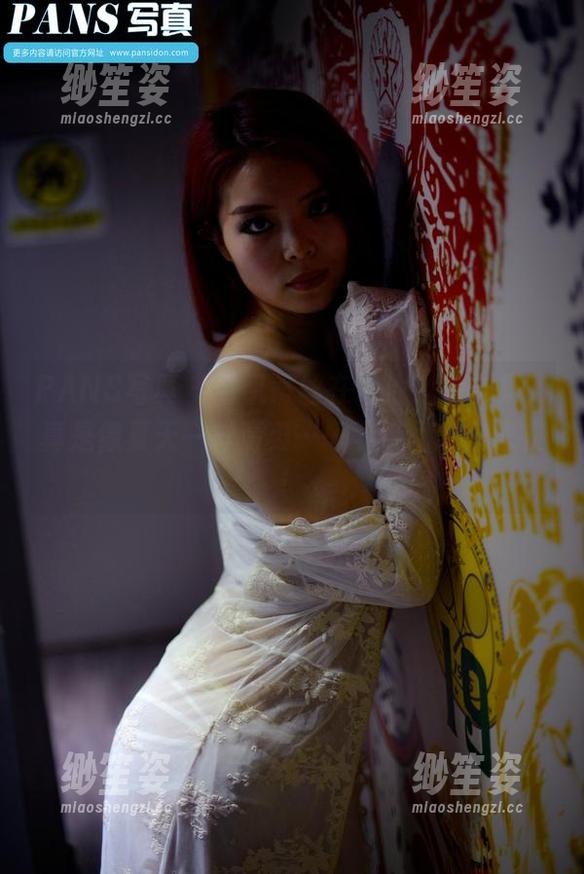 PANS写真-凯蒂丝 PANS写真 - 看凯蒂丝在泳池边的合集,真是像夏天一样清爽……可惜我没穿泳衣!
