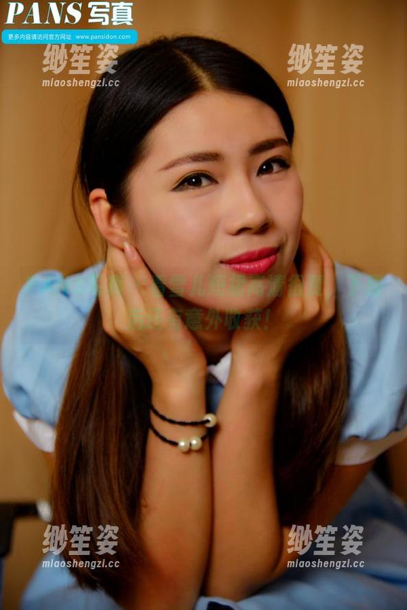PANS写真-雪儿 PANS写真 - 看雪儿短裙高清很赞,下载后还有意外收获!