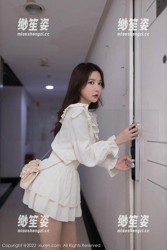 Xiuren秀人网-夏馨瑶 Xiuren秀人网 - 夏馨瑶的私拍图包:在浴室里翻滚,竟发现了人生哲学的真谛!