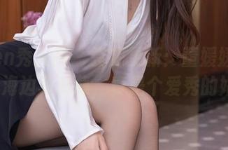 Xiuren秀人网 – 资源更新：董媛媛Janel的海边写真集，真是个爱秀的姑娘