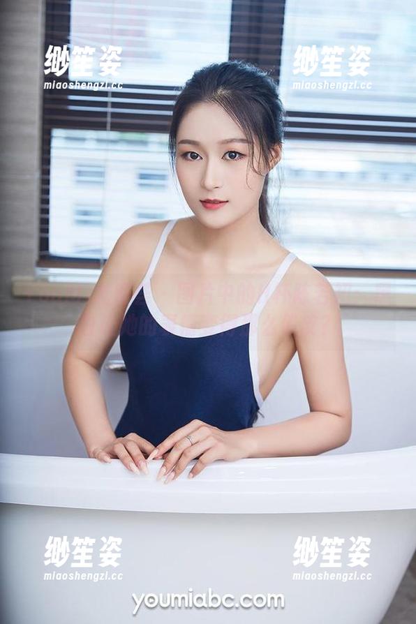 YouMi尤蜜荟-H杯陈若初 YouMi尤蜜荟 - 图片中的H杯陈若初:黑白让她的表情变得那么俏皮?