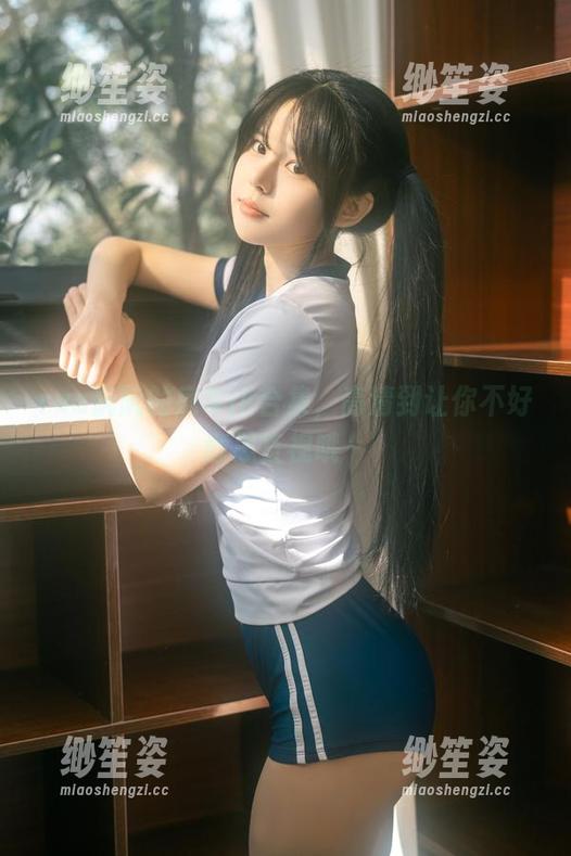 rua阮阮 rua阮阮的房车jk合集,高清到让你不好意思直视哦~