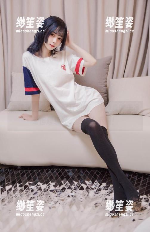 你的负卿 在这张教室里,我只想说:你的负卿无圣光但超级好,图包也不赖!