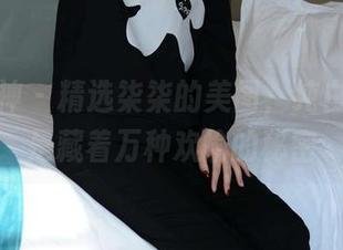 初夏女神 – 精选柒柒的美图，纯白装扮像是藏着万种欢愉的秘密