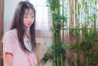 喵糖映画的精彩绝伦学妹JK制服，高清仿佛可以回家做作业了？
