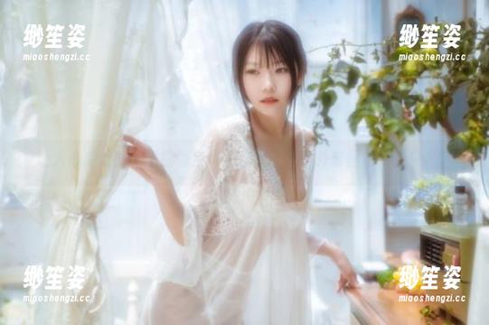 坏露露香宝 让人心痒痒的坏露露香宝,免费送的紫色外套图包,快来撸!
