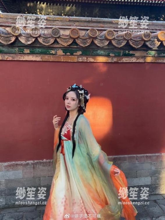 妍子坚不可摧 久等了,妍子坚不可摧校服图集刚刚更新,校园恋爱的小心思!