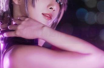宫本樱的白裙，精选作品里藏着小趣味