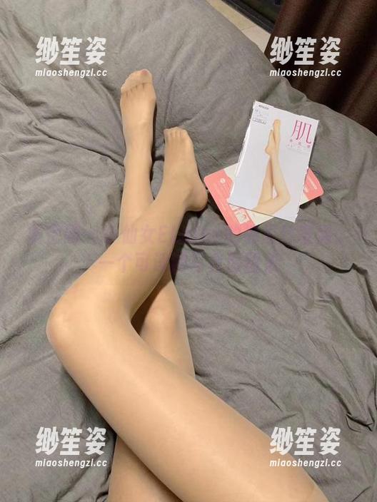 小仙女ELaine 微密圈 - 小仙女ELaine的裤里丝奇遇:一个可读的写真原图集