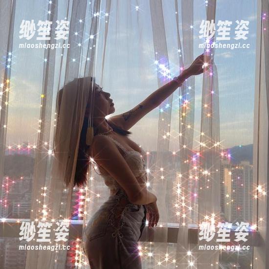 微密圈 - 小猫咪ck的兔女郎写真：别让她的耳朵迷了你眼