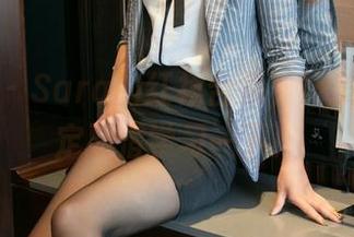 尤果网 – Sara的红裙合集，好美下次一定要借学习一下！
