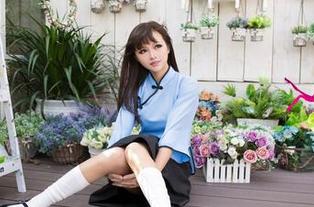 尤果网 – Wendy的黑色笔记：私房美图，低调更显奢华