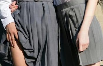 尤果网 – 游子熙红男绿女，搭皮衣而至，高清图包难道要创新造型吗？
