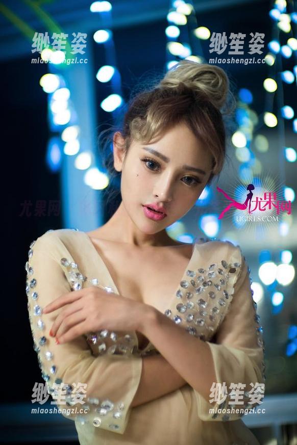 尤果网-琳丽 尤果网 - 琳丽私拍:白色,光芒强到你想躲