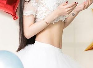 尤果网 – 美替的短裙写真集，精选那一抹裙摆的魔力