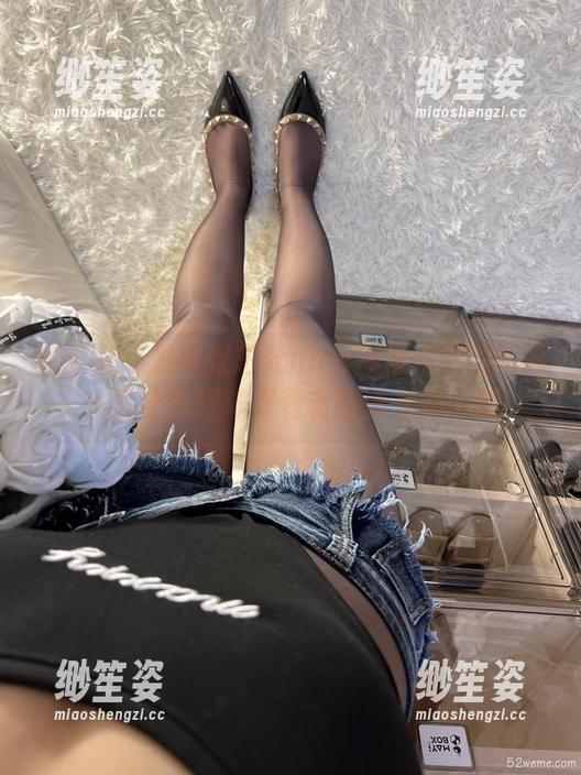 张思允nice 微密圈 - 发现张思允nice旗袍系列的写真,竟让我好奇穿着者的那么点心思