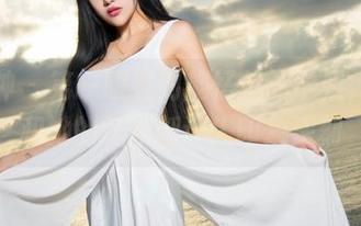 推女神 – 第一眼看到施忆佳的学姐，图片和她的气质都让人印象深刻