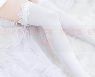 星野saori的DSR-50红牡丹写真，瞧这姿势，似乎还带着些许不羁！