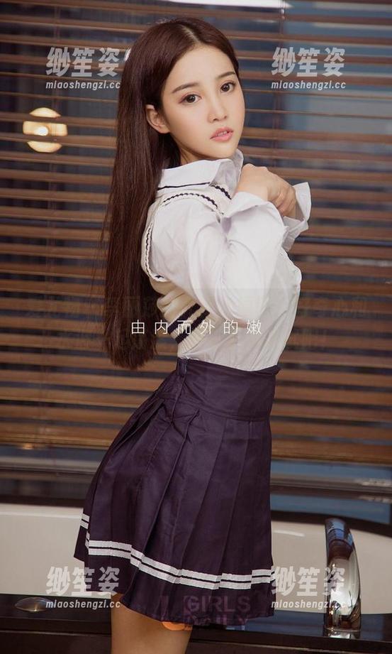 爱尤物-李丽莎 爱尤物 - 李丽莎的死库水原图,好奇心和水波一起荡漾,快来下载试试吧!