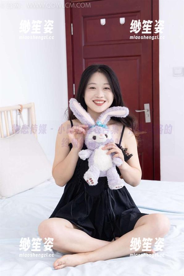 物恋传媒-小晴 物恋传媒 - 小晴的睡衣合集:居家风格的终极指南,哈哈