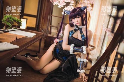 瓜希酱 瓜希酱泳衣原图精选,想看看她如何与海水“擦出火花”吗?