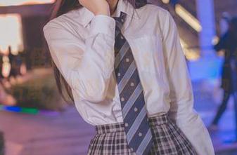 夏天的古怪制服，疯猫ss的2022年cos片段，精彩的照片一起来吧
