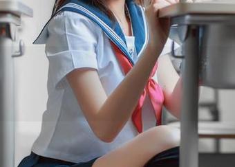 当疯猫ss穿上和服，私房写真变成了一场意外的时装秀