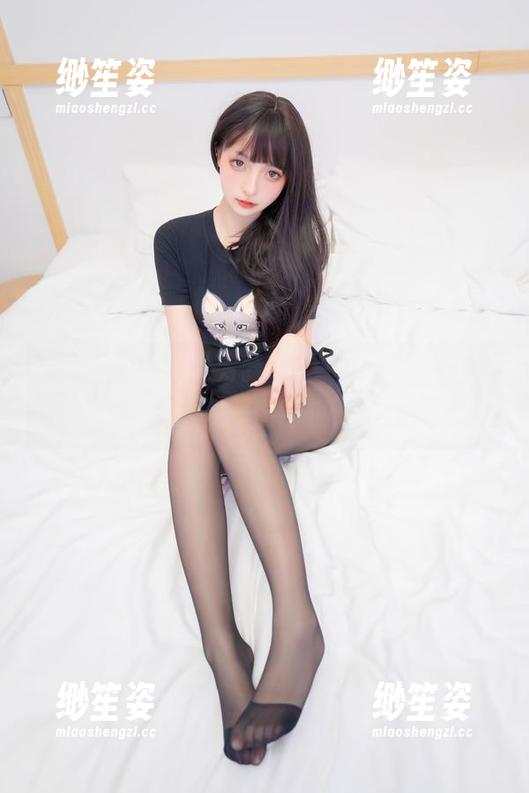 神乐坂真东的“男爵夫人”系列，非要我说，真的是美图不止于面子。