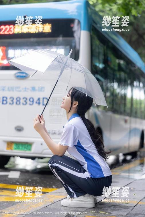 秀人网-伊思思niko 秀人网 - 伊思思niko的泳衣时代,光线倒影下的味道画像