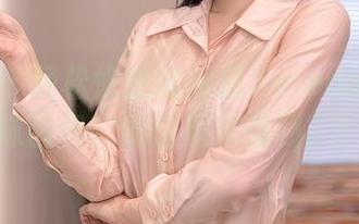 秀人网 – 轻松愉快的娜露Selena全套网袜图包，最佳周末福利？！