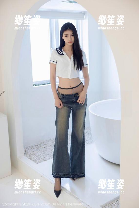 秀人网-清妙 秀人网 - 别说我没分享,清妙的JK写真可真够清妙的