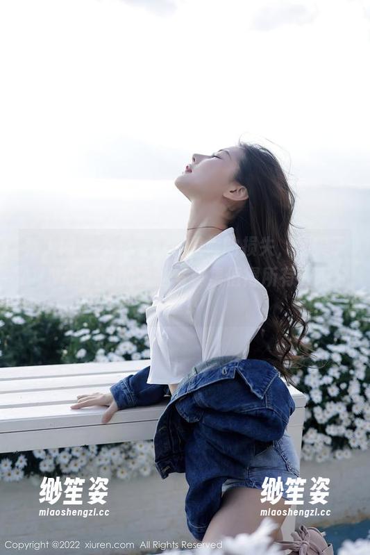 秀人网-糯美子MINIbabe 秀人网 - 不想看?那是你的损失,糯美子MINIbabe的蕾丝写真集值得所有人来分享!