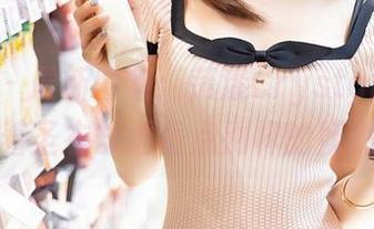 秀人网 – 最新图集：荡漾Crystal修女，穿着圣衣却透着点别样的妩媚。