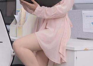 秀人网 – 从图库中走来的蜜桃cc，白裙映衬得她更像梦里的女孩