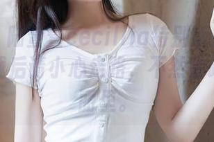 秀人网 – 陆萱萱cecillia特别版旗袍合集——下载后请小心走路，不然会跌倒在美丽里。