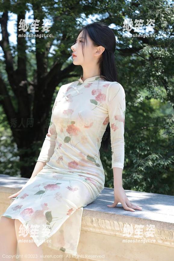秀人网-鱼子酱Fish 秀人网 - 鱼子酱Fish的全套秘籍——学姐原图让你一秒穿越!