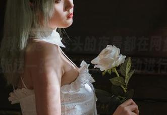 哎呀，秋楚楚不秃头的夜景都在网盘里，放一张送一张，下载优惠活动进行中！