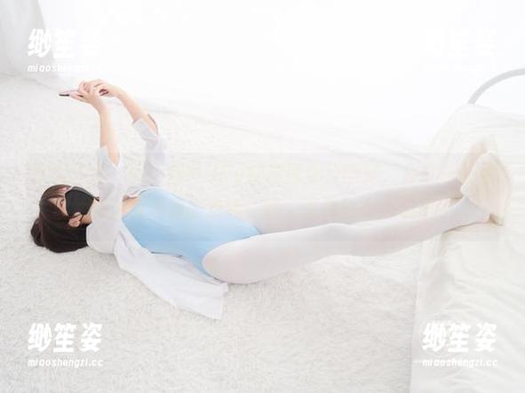 紧急企划-小奶糕Milky 紧急企划 - 小奶糕Milky的高清办公图库,分享一些最日常却也算别致的点滴,咳,又掉进小心思里了。