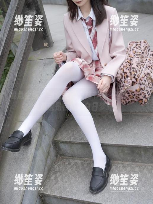 紧急企划-林书辞 紧急企划 - 当浴室遇上林书辞:这私房图集难道是在征召白日梦吗?