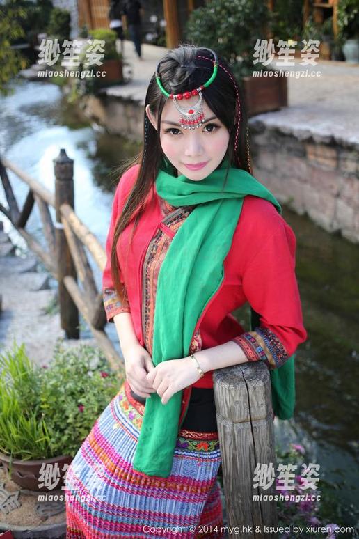 美媛馆-绮里嘉Carina 美媛馆 - 绮里嘉Carina的秘书:图库里聪明绝顶的“秘书”大战