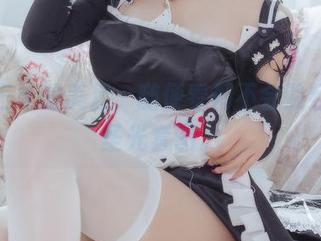 羽生三未的美足，随便看都不会脸红的无圣光套图。