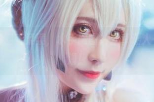 不会游泳的翎柒菜菜，水手服图片分享让人一秒神游四海！