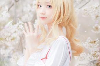 看花柒Hana的全集写真：森森仙短款灵梦，掉进仙境里就别想出来了！