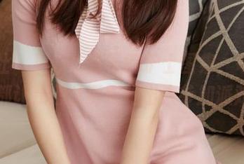 蜜桃社 – 更新！杏子的护士图集，每张照片都让我想从医院跑出来参加派对。