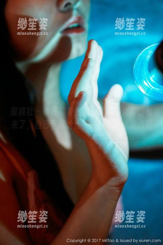 蜜桃社-真希 蜜桃社 - 谁还需要约会,真希的女友图包来了,自己下载给憧憬的日子整体加点盐。